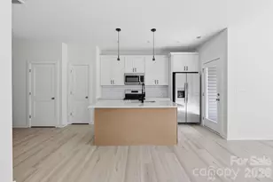 659 Stillgreen Ln, Charlotte, NC 28214 - Photo 22