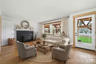 406 Coulwood Dr, Charlotte, NC 28214 - Photo 6