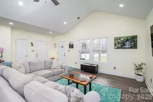 1310 Western Hills Ln, Vale, NC 28168 - Photo 8