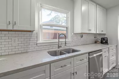2400 Markham Court, Charlotte, NC 28205 - Photo 12