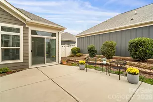 2106 Epworth Ct, Wesley Chapel, NC 28173 - Photo 38