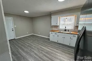 510 Belfast Dr, Gastonia, NC 28052 - Photo 10