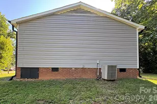 510 Belfast Dr, Gastonia, NC 28052 - Photo 4