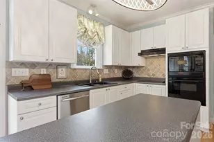 2117 Keegan Ct, Matthews, NC 28104 - Photo 16