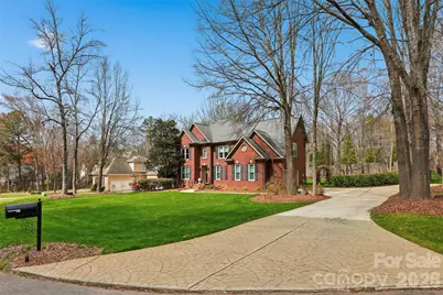 2117 Keegan Court, Matthews, NC 28104 - Photo 2