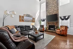 1 Foxmoor Ct, Simpsonville, SC 29680 - Photo 10