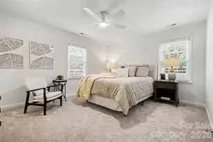 4831 Deanscroft Dr, Charlotte, NC 28226 - Photo 12