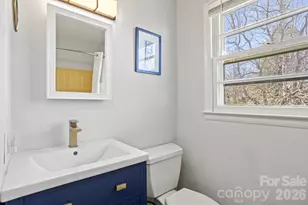 25 Ridgelawn Rd, Asheville, NC 28806 - Photo 18