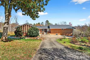 217 E Miller St, Spindale, NC 28160 - Photo 2