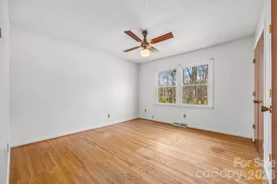 5322 Larewood Drive, Charlotte, NC 28215 - Photo 14