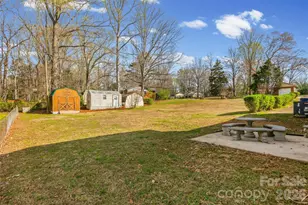 5322 Larewood Dr, Charlotte, NC 28215 - Photo 24