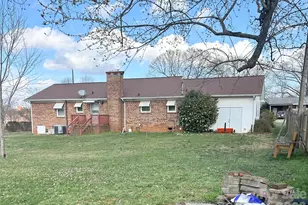 357 Pruitt Houser St, Lincolnton, NC 28092 - Photo 32