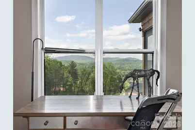 636 Crystal Heights Drive, Hendersonville, NC 28739 - Photo 24