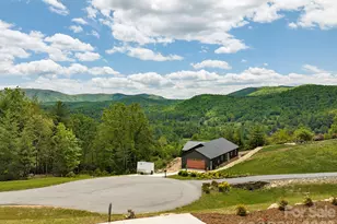 636 Crystal Heights Dr, Hendersonville, NC 28739 - Photo 30