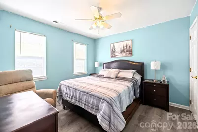 13702 Chambray Lane, Charlotte, NC 28278 - Photo 16