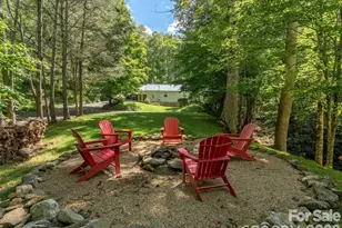 347 Blackberry Inn Rd, Weaverville, NC 28787 - Photo 4