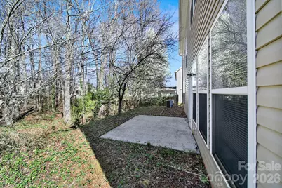 9911 Seven Oaks Drive, Charlotte, NC 28215 - Photo 34