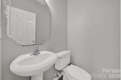 9911 Seven Oaks Drive, Charlotte, NC 28215 - Photo 18