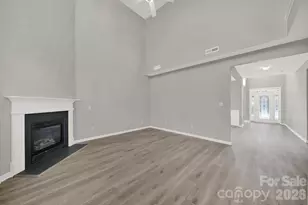 9911 Seven Oaks Dr, Charlotte, NC 28215 - Photo 12