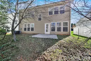 9911 Seven Oaks Dr, Charlotte, NC 28215 - Photo 36