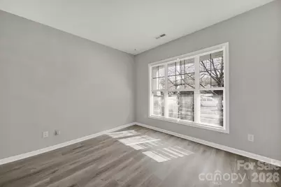 9911 Seven Oaks Drive, Charlotte, NC 28215 - Photo 6