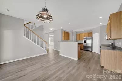 9911 Seven Oaks Drive, Charlotte, NC 28215 - Photo 14