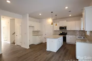 1313 Fremont Dr, Wingate, NC 28174 - Photo 2