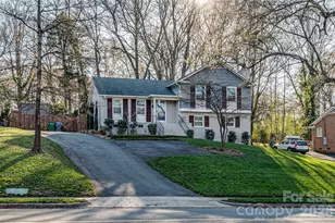 2900 Archdale Dr, Charlotte, NC 28210 - Photo 2