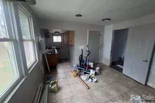 2617 Ansonia St, Winston Salem, NC 27105 - Photo 4