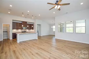 563 Rustlewood Way, Rock Hill, SC 29732 - Photo 8