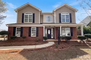 304 Valerie Dr, Lincolnton, NC 28092 - Photo 1