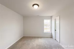 304 Valerie Dr, Lincolnton, NC 28092 - Photo 14