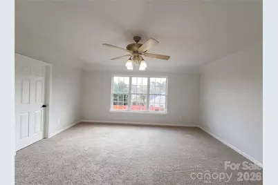 304 Valerie Drive, Lincolnton, NC 28092 - Photo 10