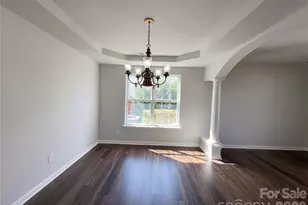 304 Valerie Dr, Lincolnton, NC 28092 - Photo 6