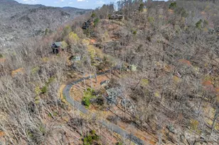 456 Youngs Mountain Dr, Lake Lure, NC 28746 - Photo 28