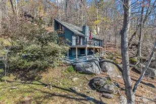 456 Youngs Mountain Dr, Lake Lure, NC 28746 - Photo 1