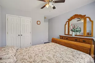 3721 Brookchase Ln, Charlotte, NC 28205 - Photo 18