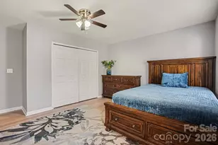 3721 Brookchase Ln, Charlotte, NC 28205 - Photo 16