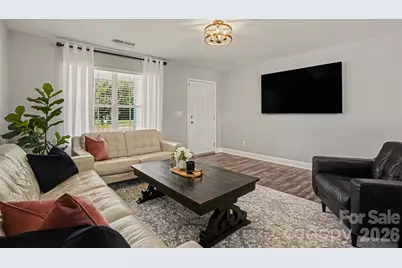 3721 Brookchase Lane, Charlotte, NC 28205 - Photo 4