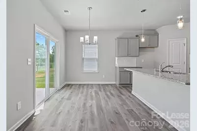 4213 Stoneygreen Lane, Charlotte, NC 28215 - Photo 4