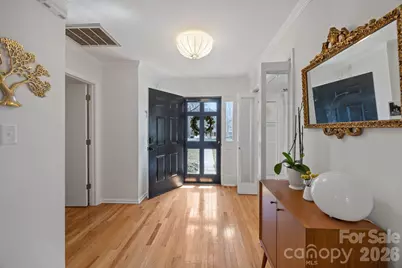 4326 Saxonbury Way, Charlotte, NC 28269 - Photo 10