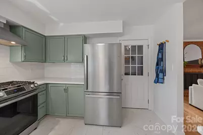 4326 Saxonbury Way, Charlotte, NC 28269 - Photo 22