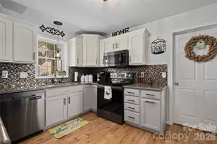 371 Ned Cove Rd, Waynesville, NC 28785 - Photo 22