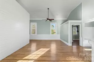 4951 Burns Rd, Granite Falls, NC 28630 - Photo 10