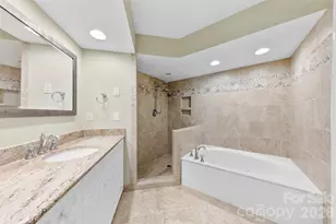 8934 Challis Hill Ln, Charlotte, NC 28226 - Photo 16