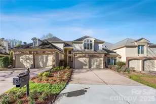 8934 Challis Hill Ln, Charlotte, NC 28226 - Photo 2