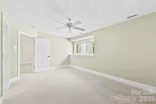 8934 Challis Hill Ln, Charlotte, NC 28226 - Photo 22