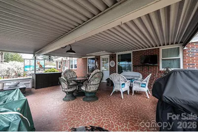 1724 2nd Avenue NW, Hickory, NC 28601 - Photo 46