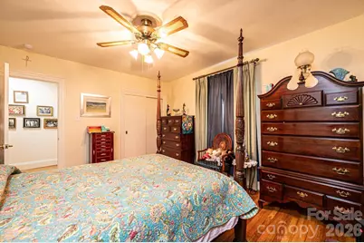 1724 2nd Avenue NW, Hickory, NC 28601 - Photo 32