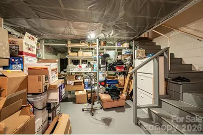 1724 2nd Avenue NW, Hickory, NC 28601 - Photo 40